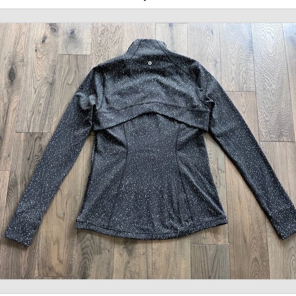 Lululemon Define Pullover 1/2 Zip, Size 10, Magnetized Jacquard, Black/White - Picture 8 of 10